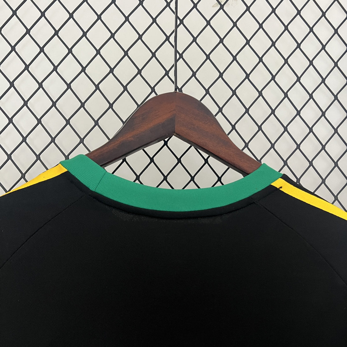 Camisola Jamaica Preta 24/25