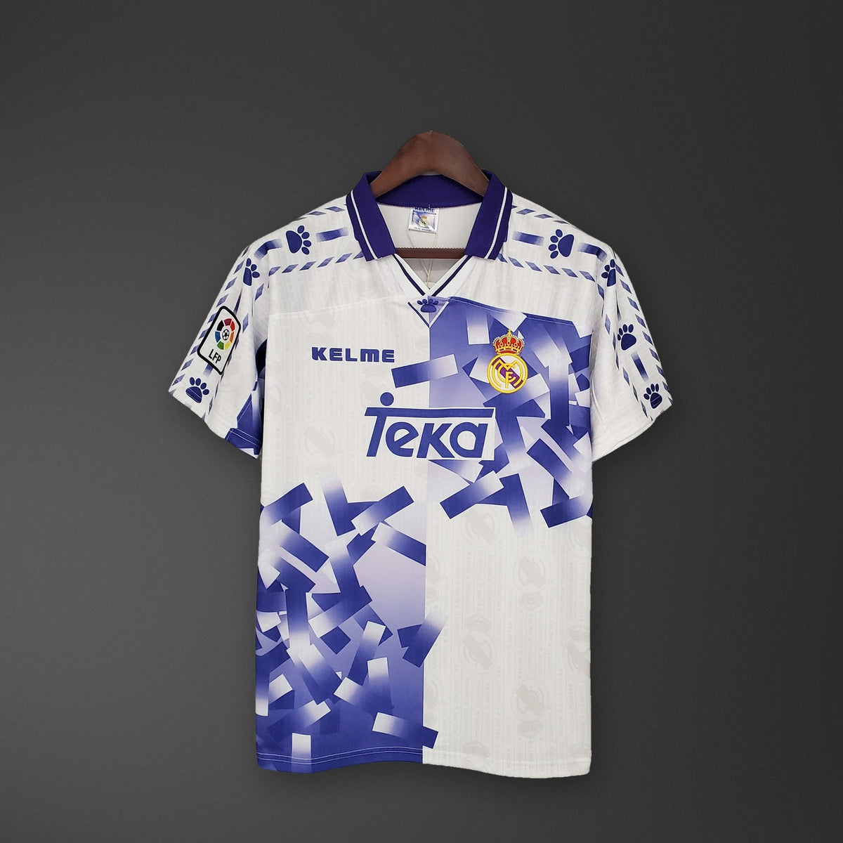 Camisola Real Madrid Terceira 96/97 Retro