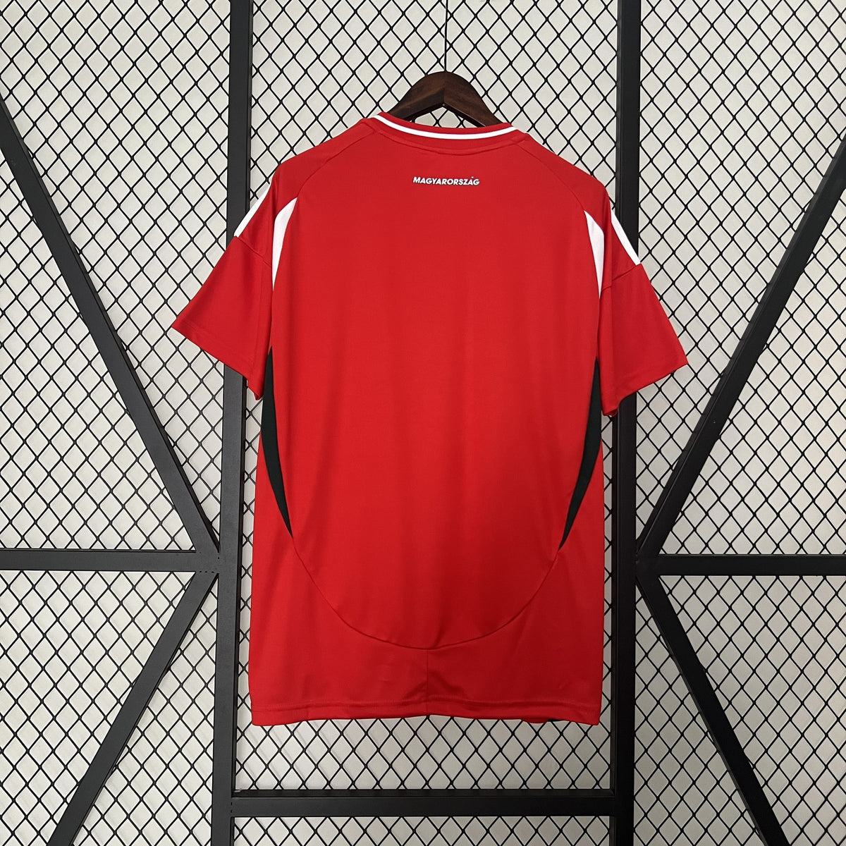 Camisola Hungria Principal 24/25 (Modelo 2)