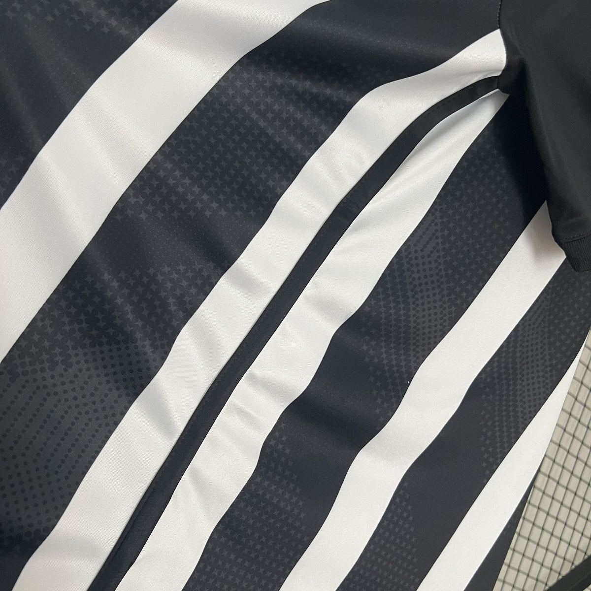 Camisola Atlético Mineiro Principal 24/25