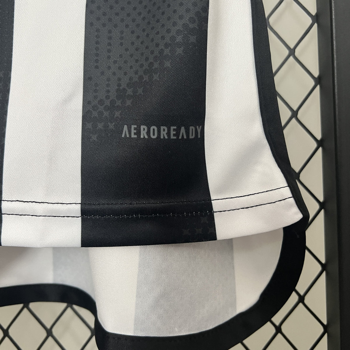 Camisola Atlético Mineiro Principal 24/25
