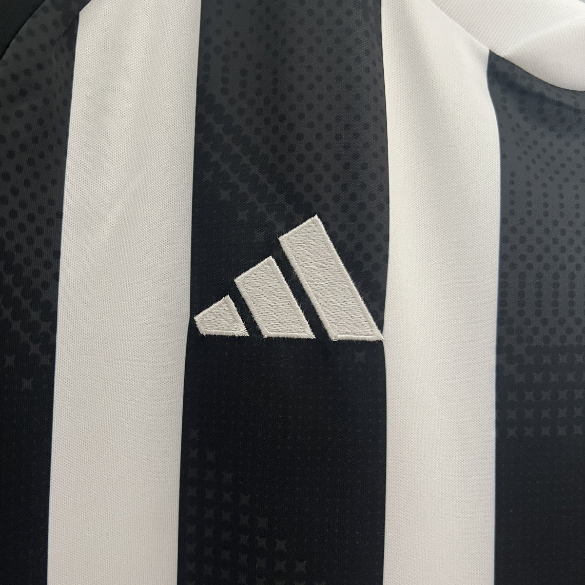 Camisola Atlético Mineiro Principal 24/25