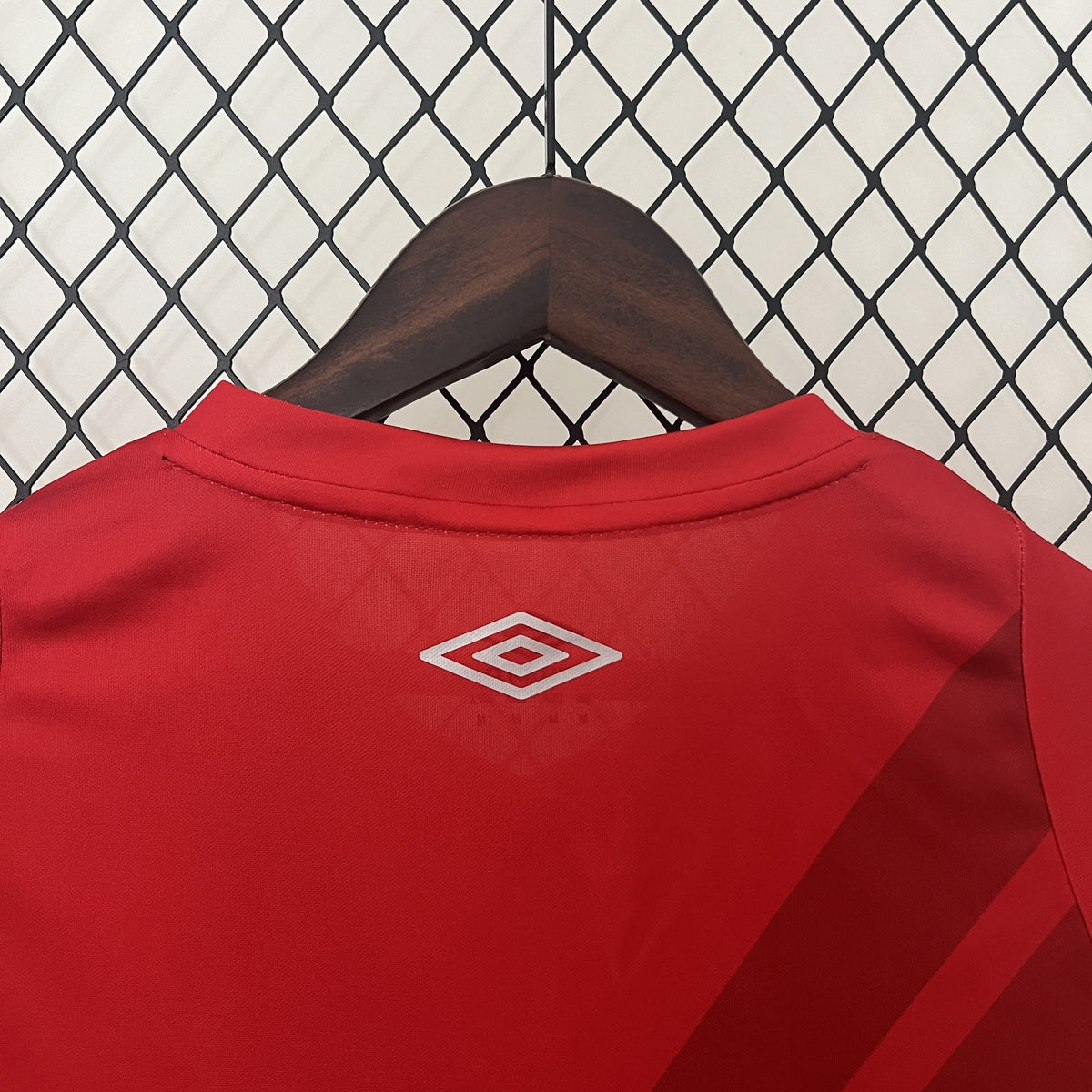 Camisola Athletico Paranaense Principal 24/25