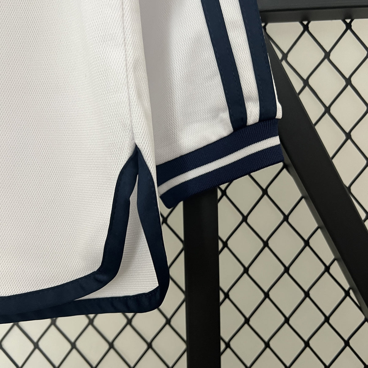 Camisola Real Madrid Principal 00/01 Retro - Manga Comprida