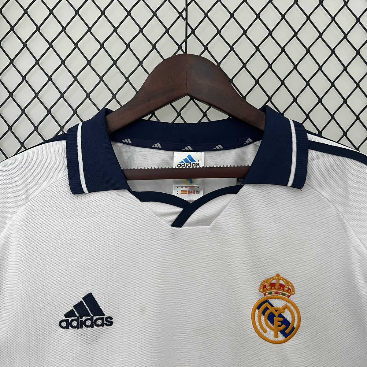 Camisola Real Madrid Principal 00/01 Retro - Manga Comprida