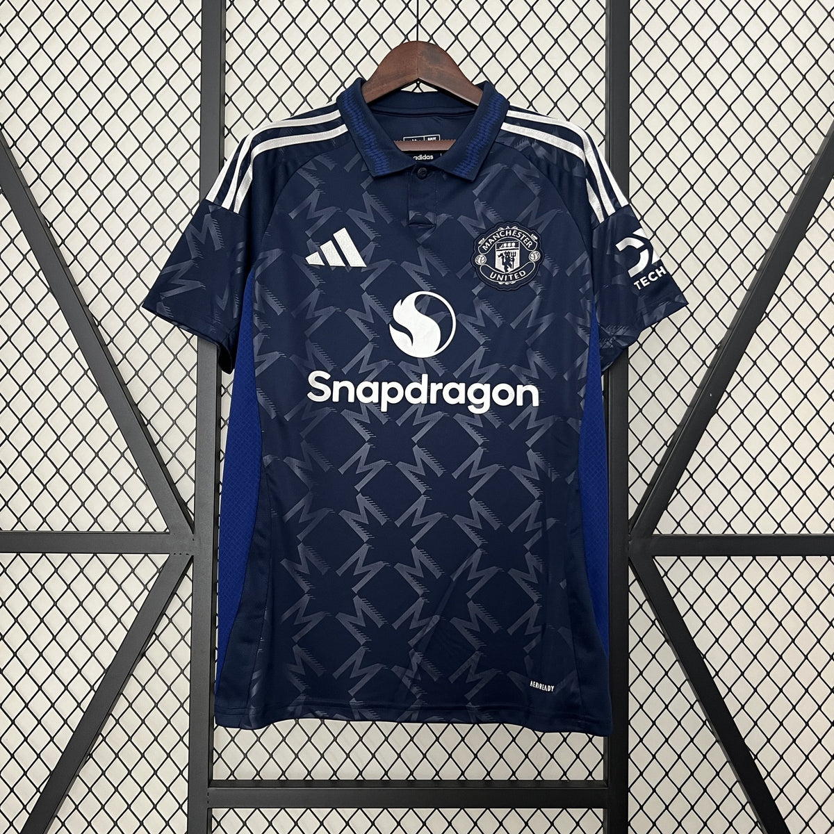 Camisola Manchester United Alternativa 24/25
