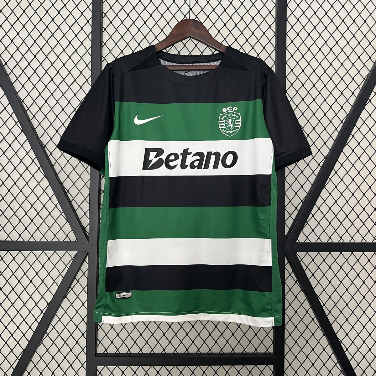 Camisola Sporting Principal 24/25