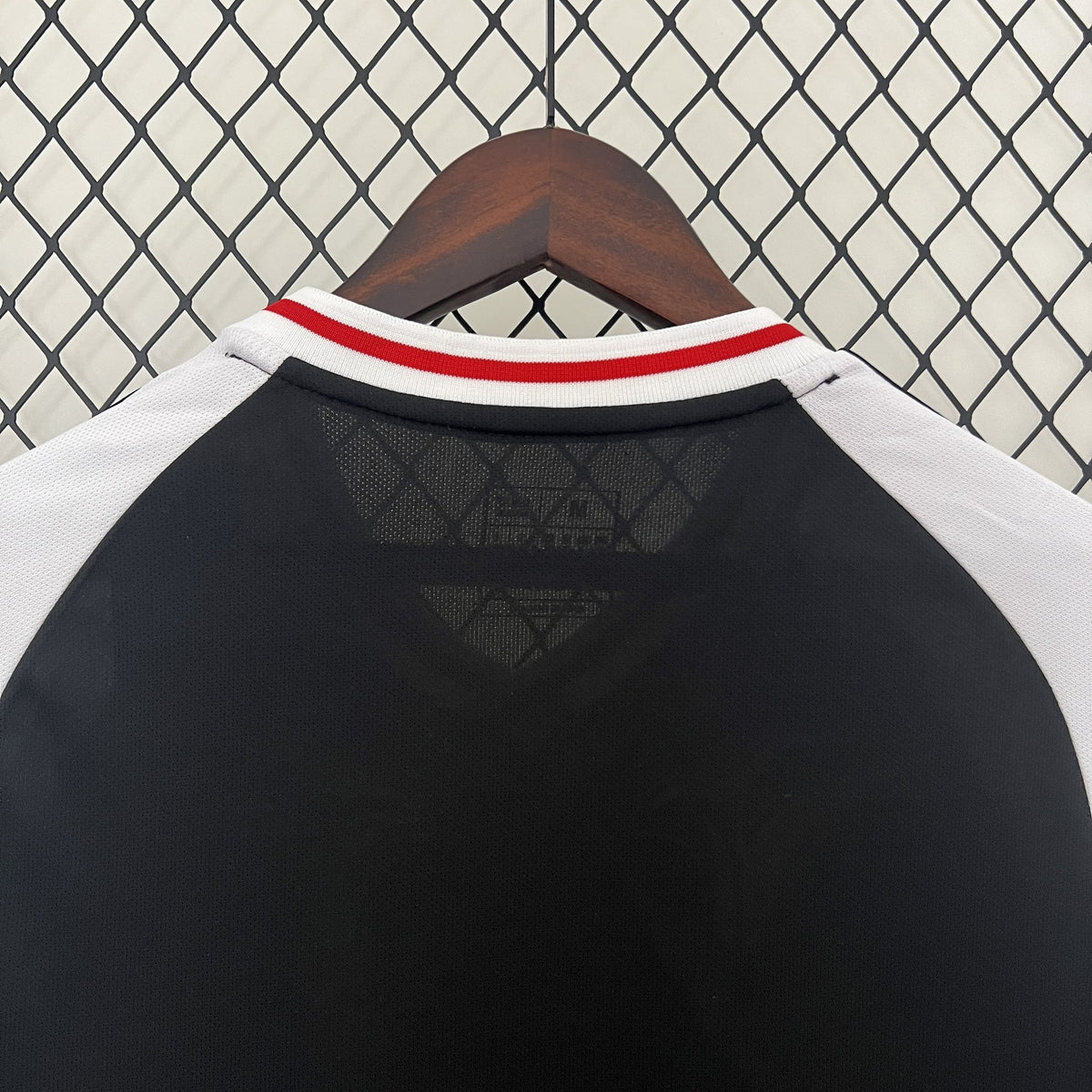 Camisola Japão Edição Especial 24/25 (Modelo 16)