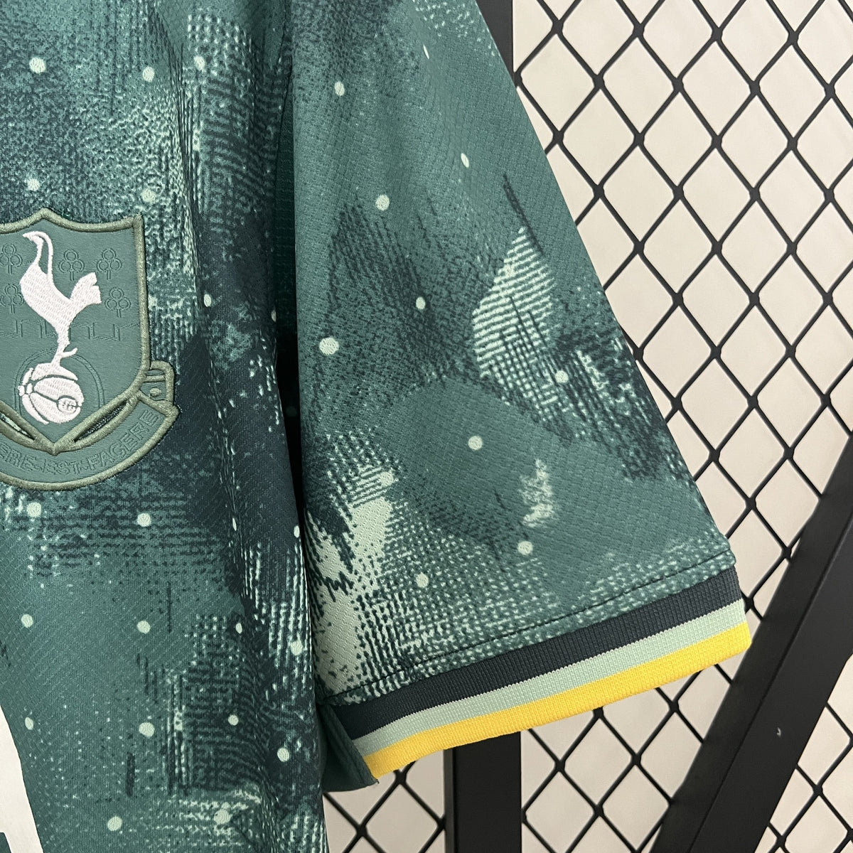 Camisola Tottenham Hotspur Terceira 24/25