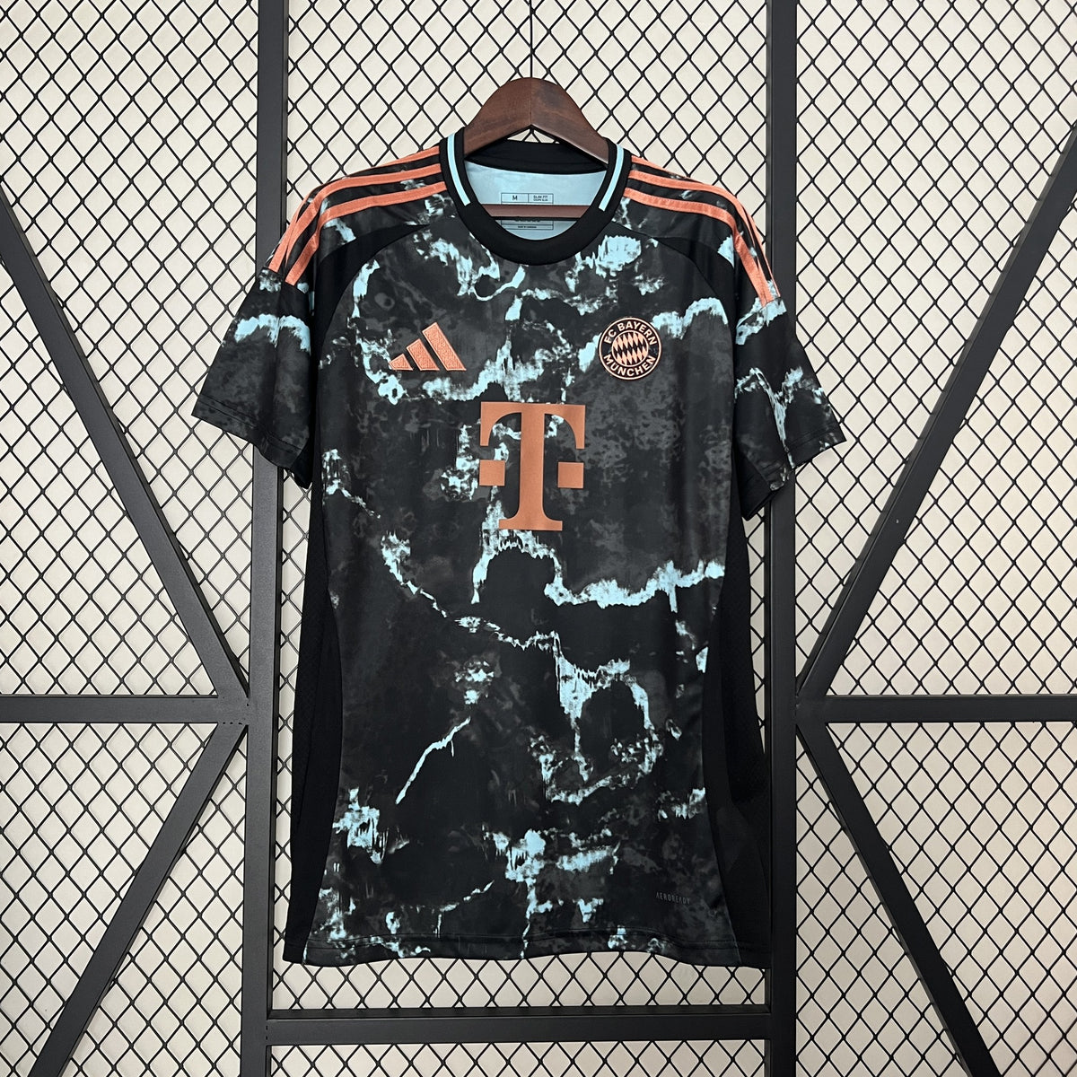 Camisola Bayern Munique Alternativa 24/25