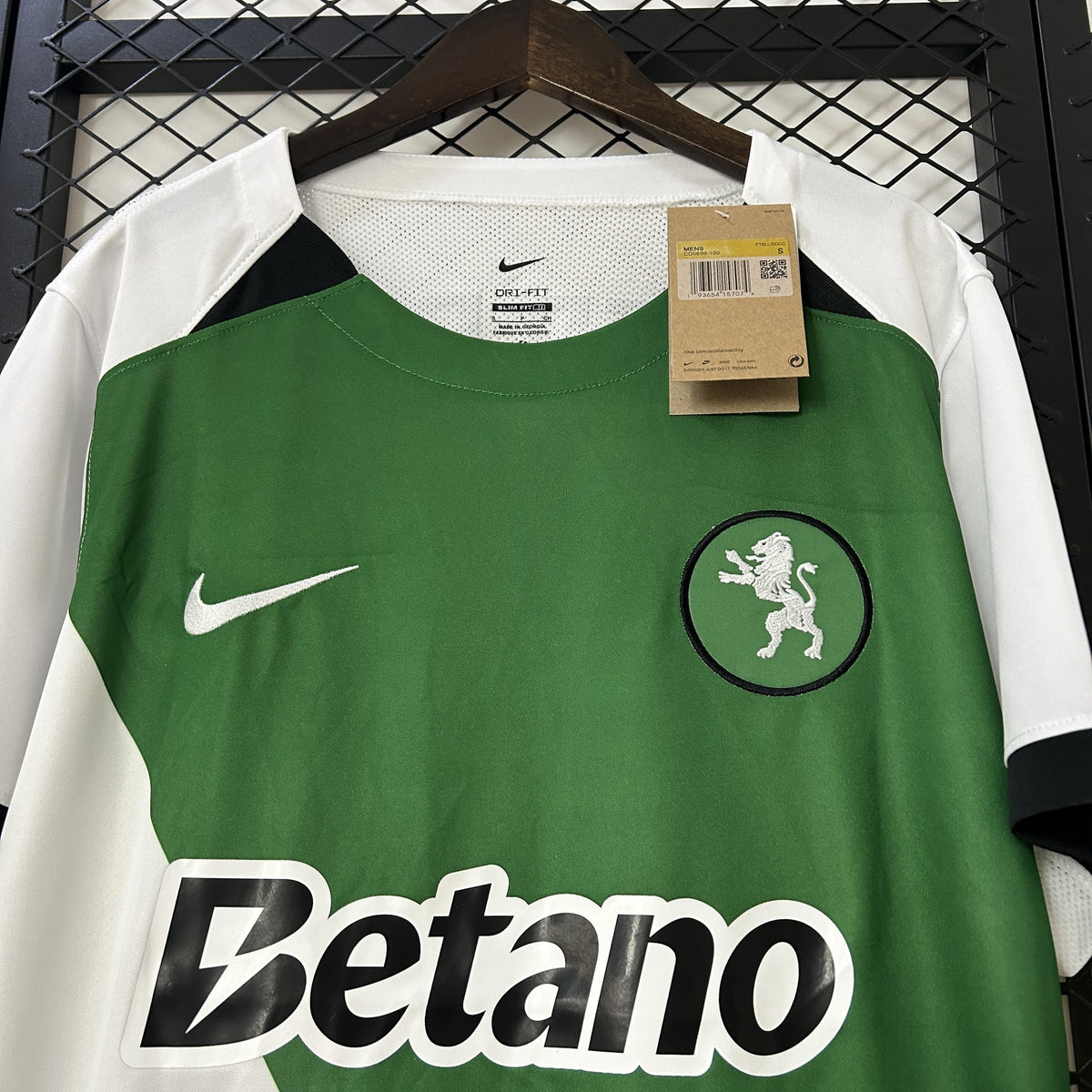 Camisola Sporting Edição Especial Stromp 24/25