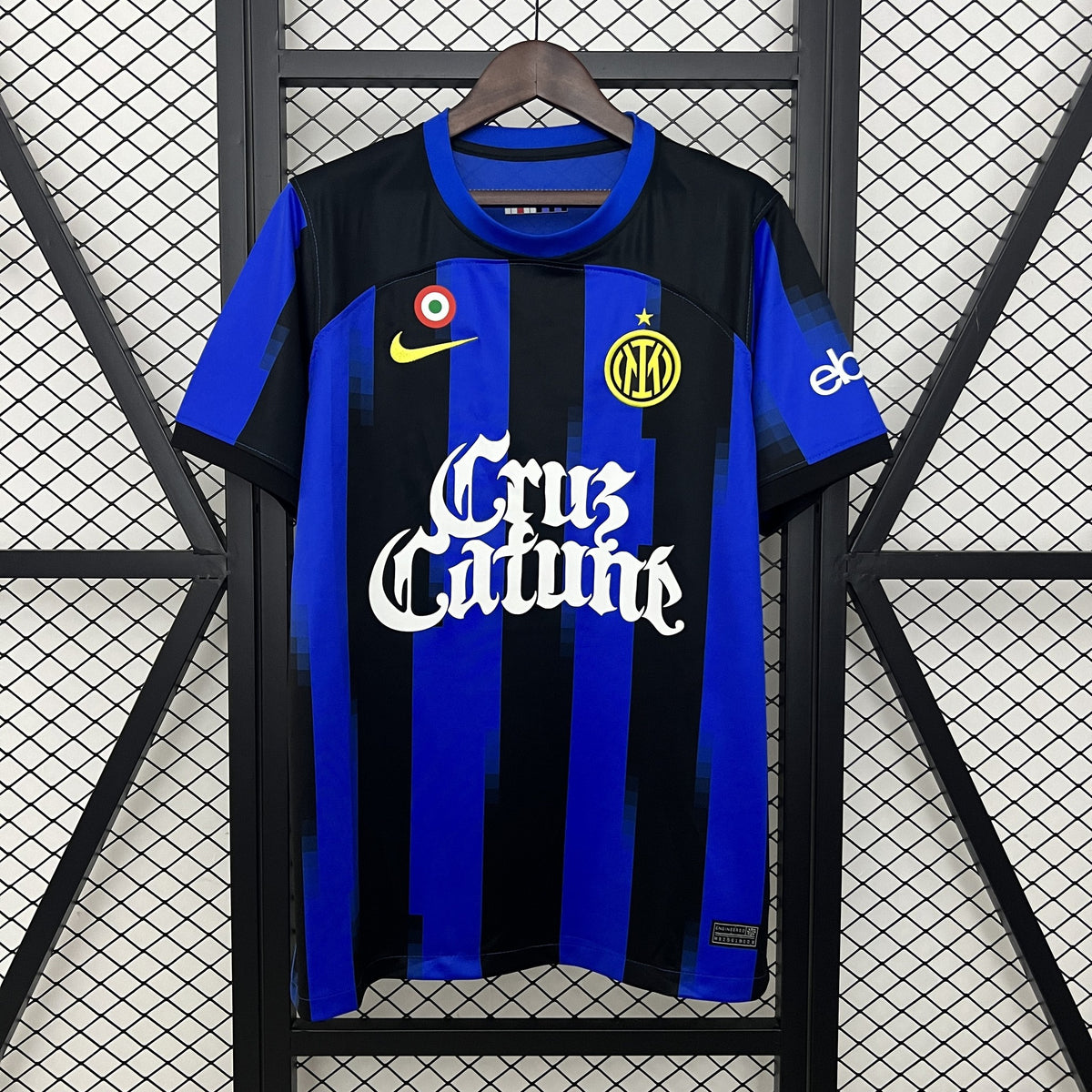 Camisola Inter de Milão Principal Edição Especial Patrocinador 23/24 Retro