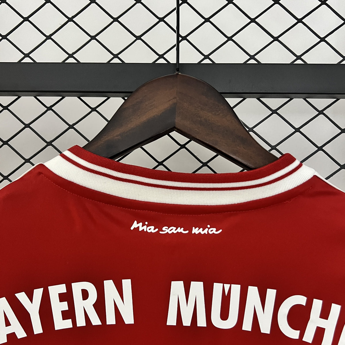 Camisola Bayern Munique Principal 13/14 Retro
