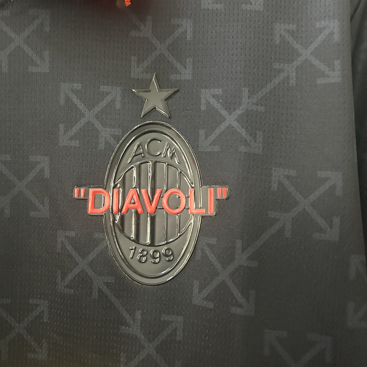 Camisola AC Milan Edição Especial Colaboração 25/26