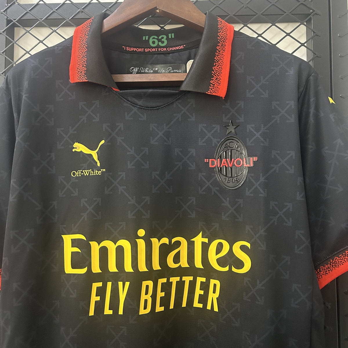 Camisola AC Milan Edição Especial Colaboração 25/26