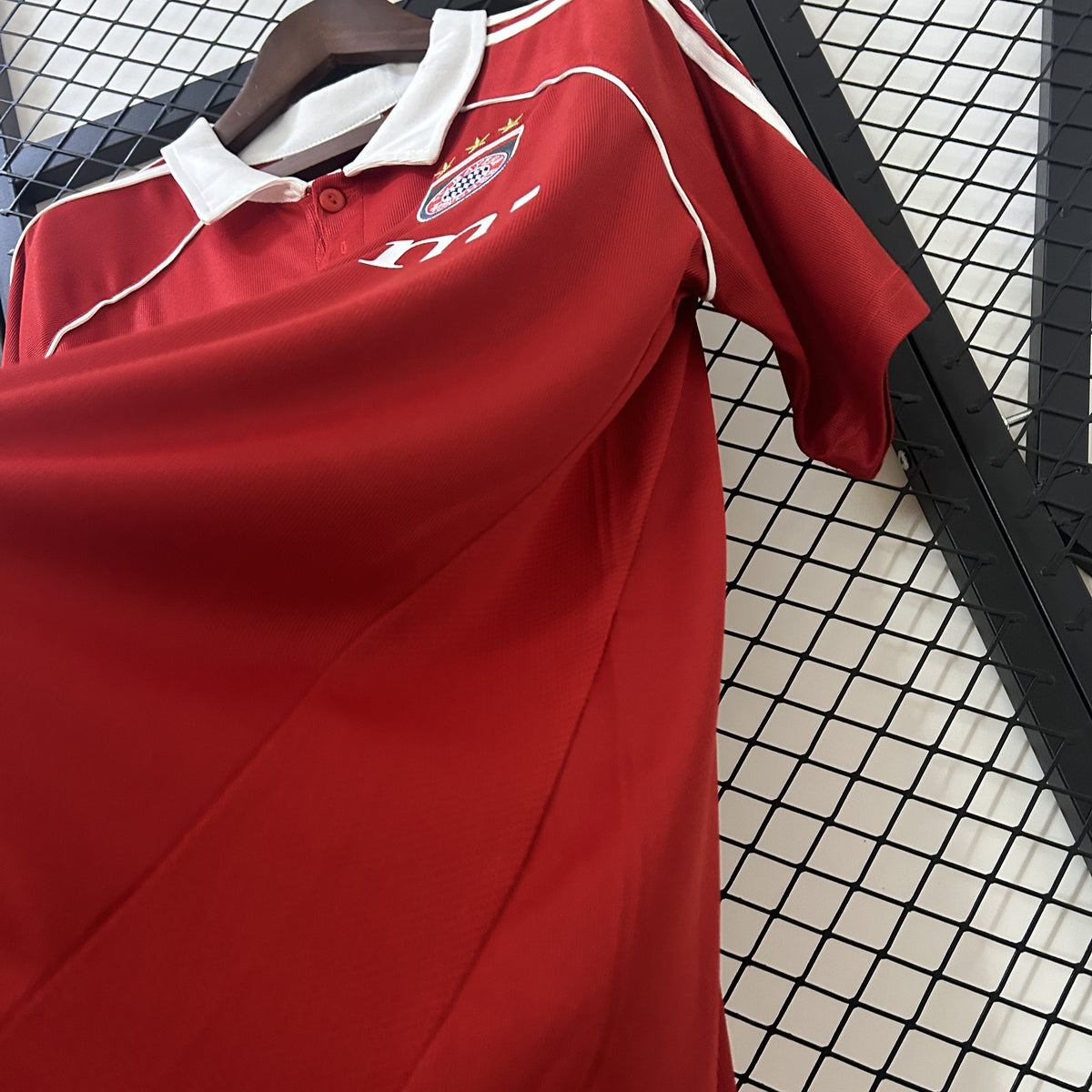 Camisola Bayern Munique Principal 05/06 Retro