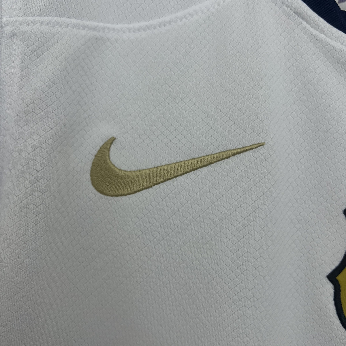 Camisola Barcelona Edição Especial Colaboração 25/26