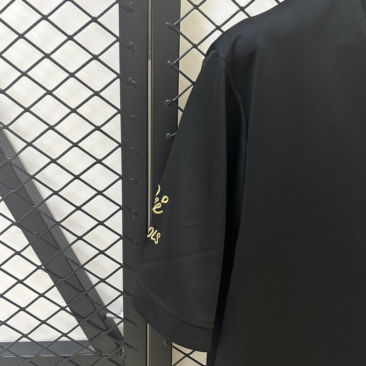 Camisola Santos Edição Especial Preta 25/26