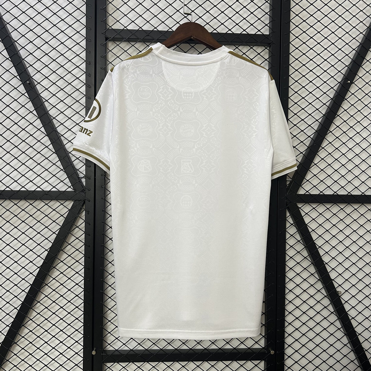 Camisola Bayern Munique Edição Especial 125 Anos 25/26 (Modelo 2)