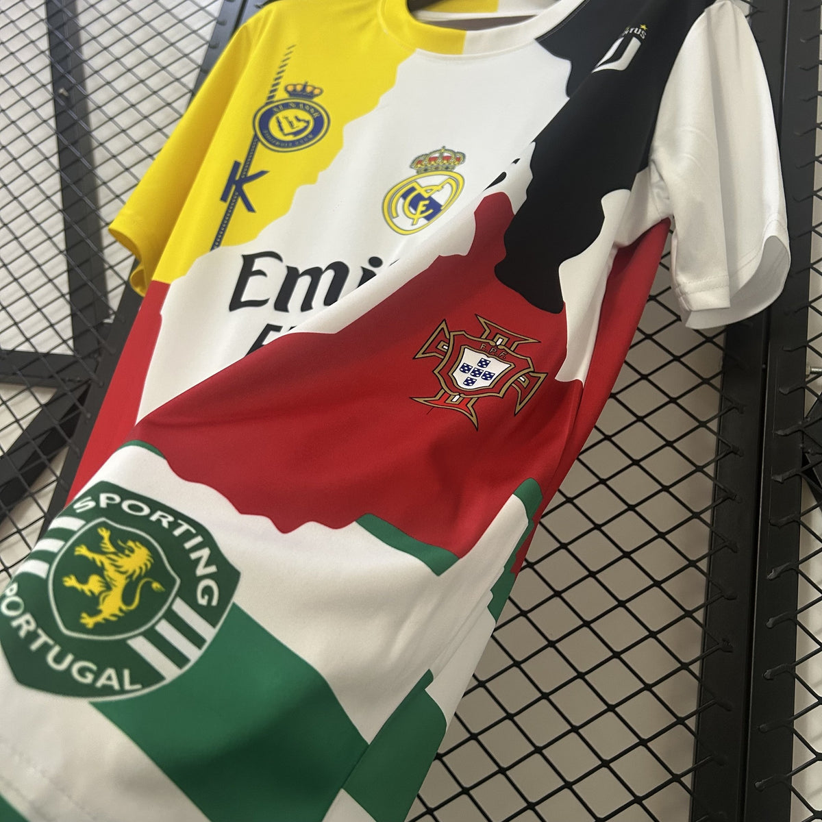 Camisola Cristiano Ronaldo Edição Especial Comemorativa