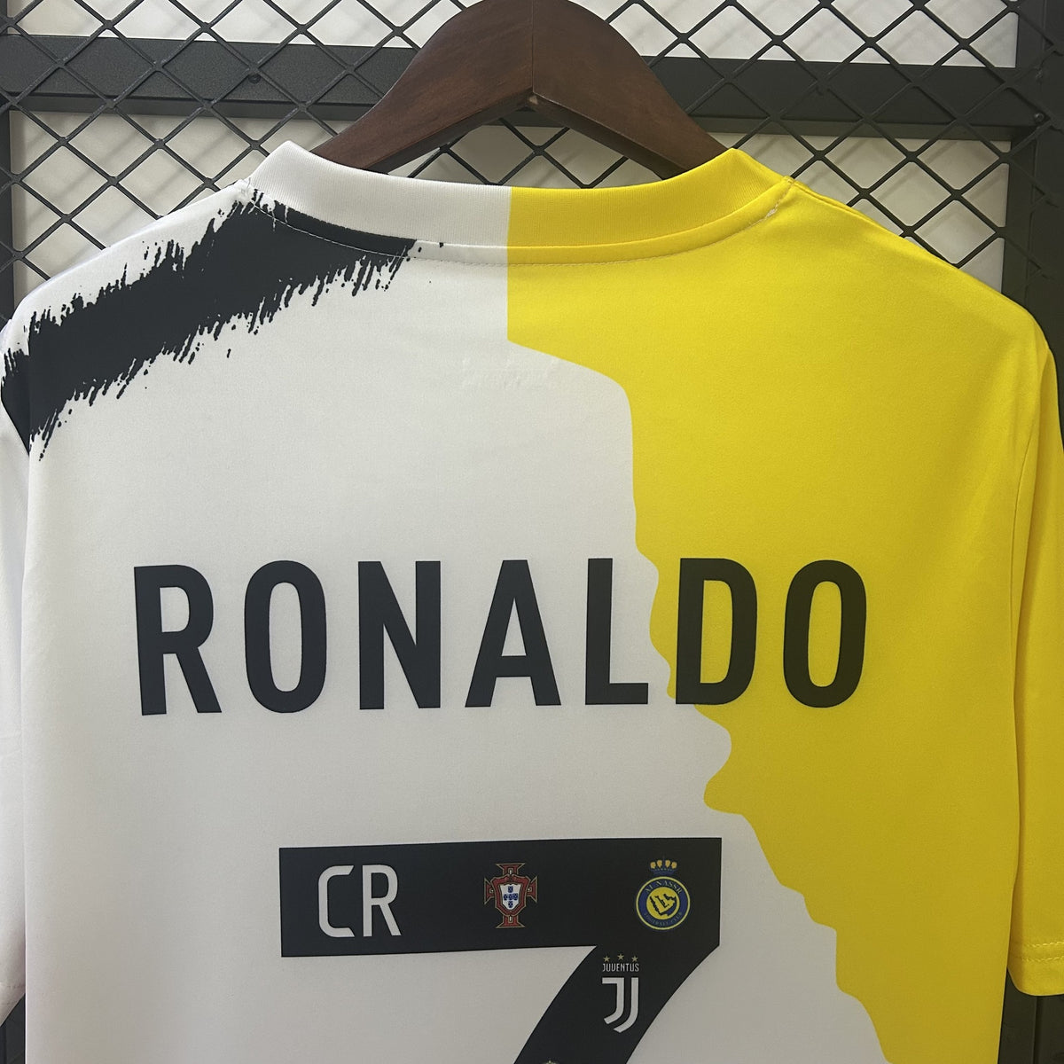 Camisola Cristiano Ronaldo Edição Especial Comemorativa