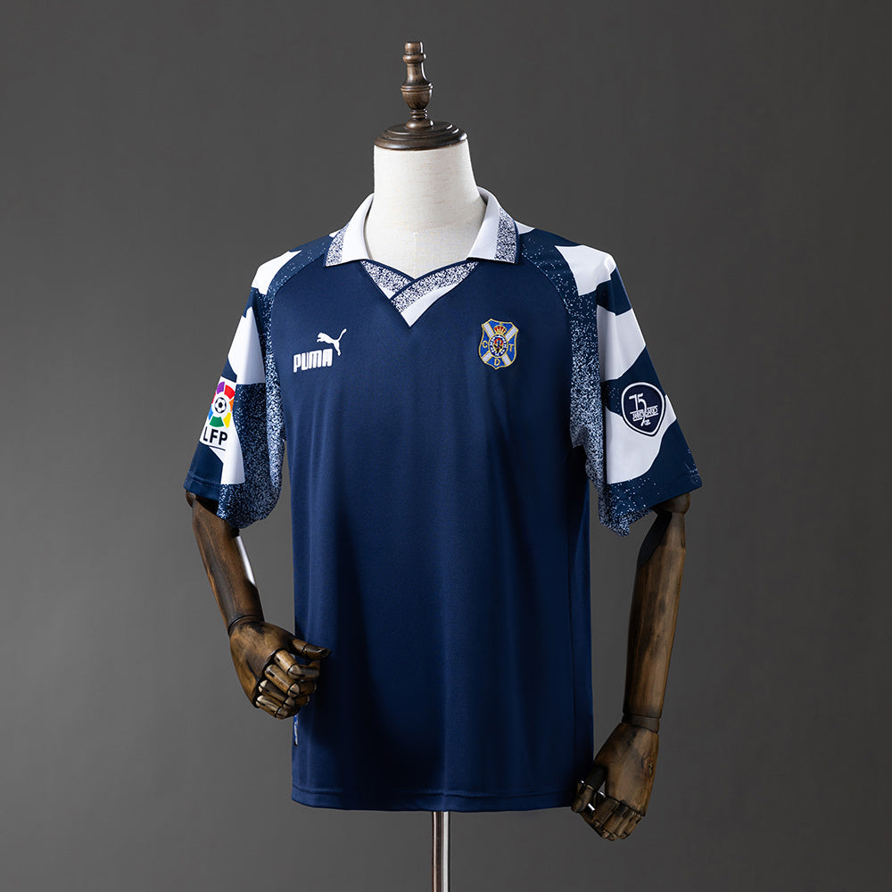 Camisola Tenerife Alternativa Edição Especial 75 Anos Retro