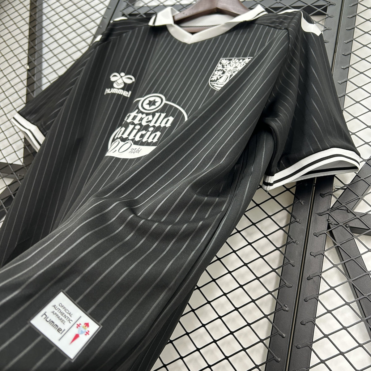 Camisola Celta de Vigo Edição Especial 100 Anos Preta