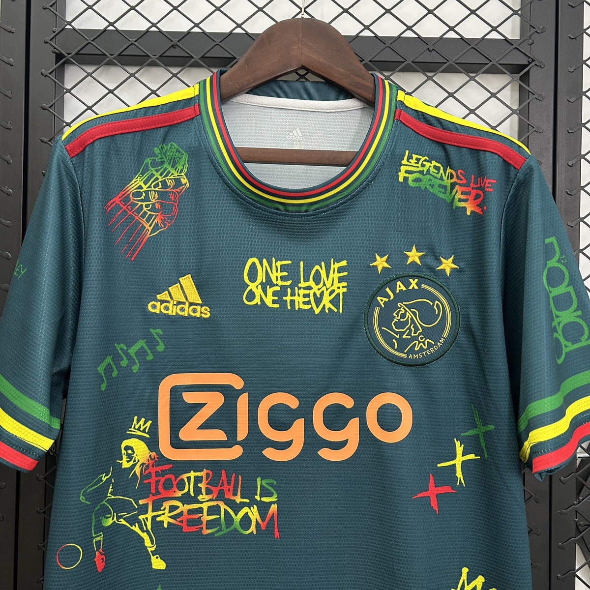 Camisola Ajax Edição Especial 25/26 (Modelo 3)