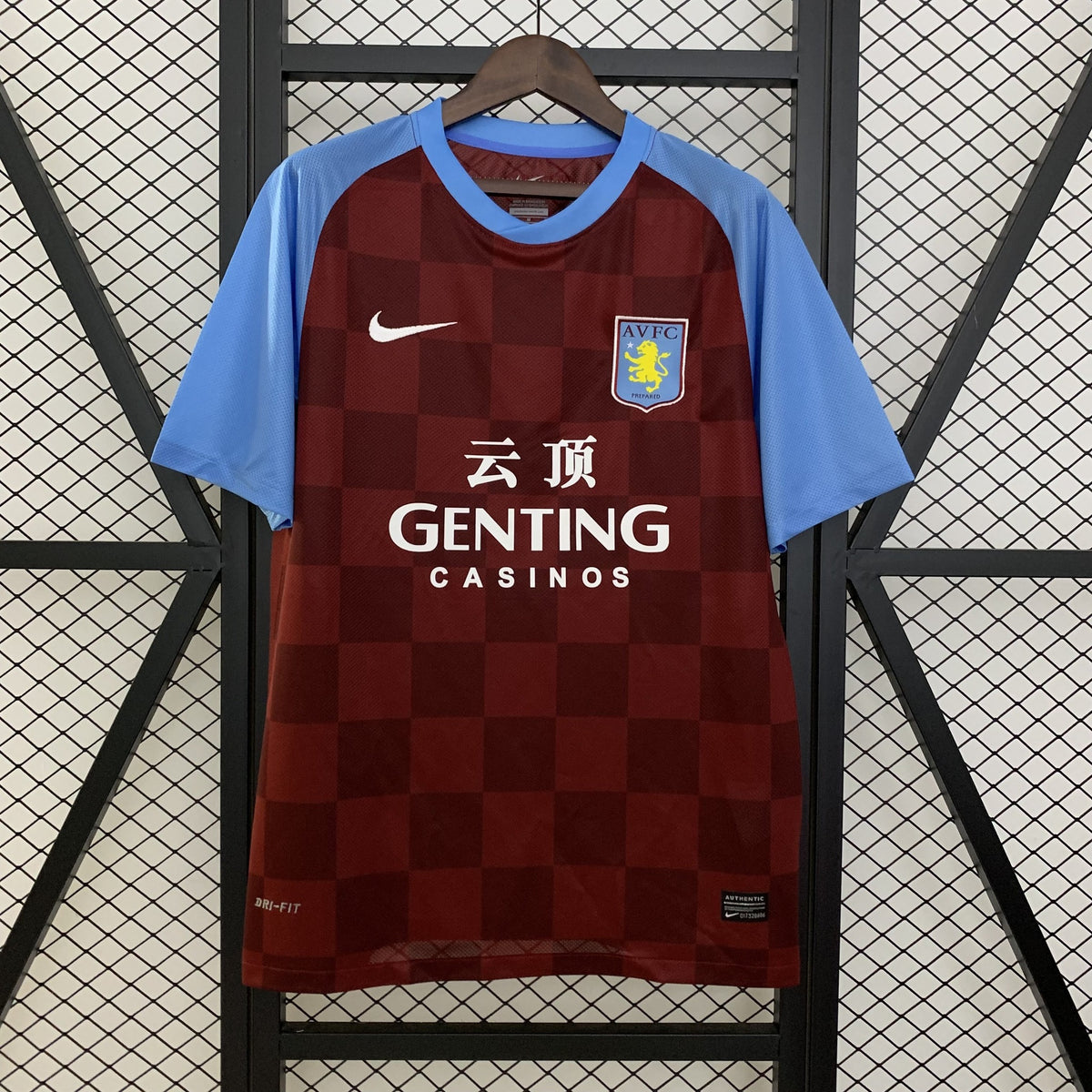 Camisola Aston Villa Principal 11/12 Retro
