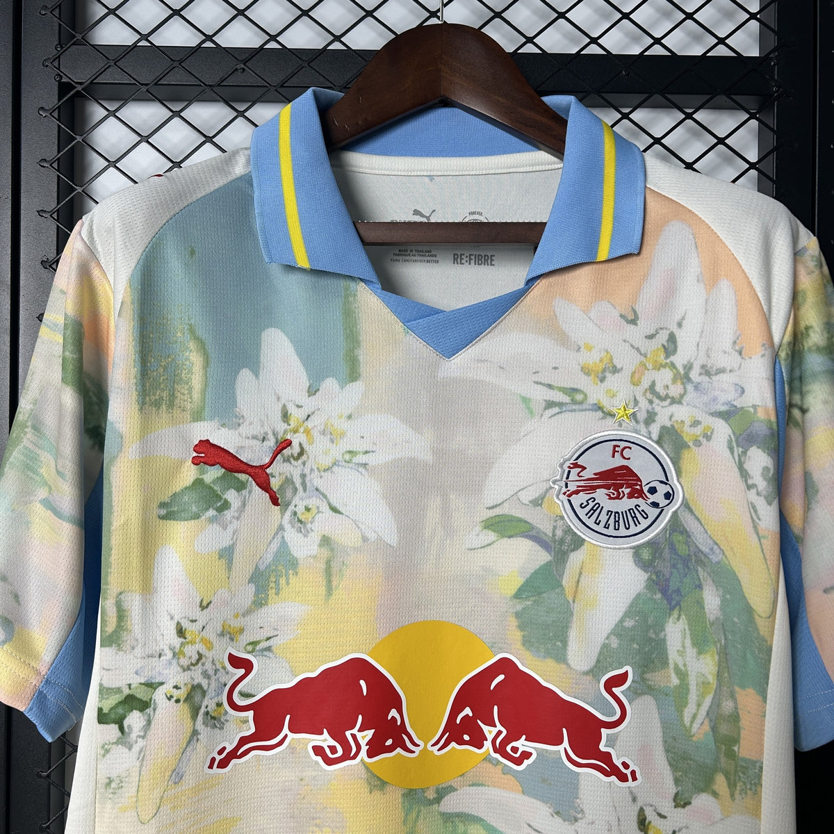 Camisola Salzburgo Edição Especial 25/26