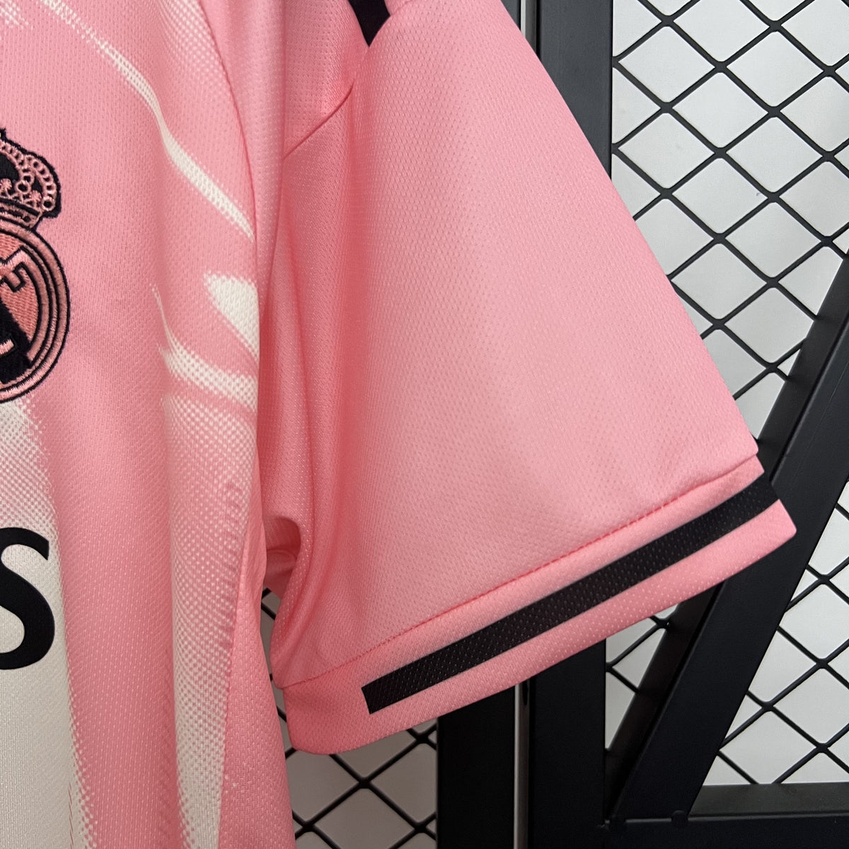 Camisola Real Madrid Edição Especial Rosa