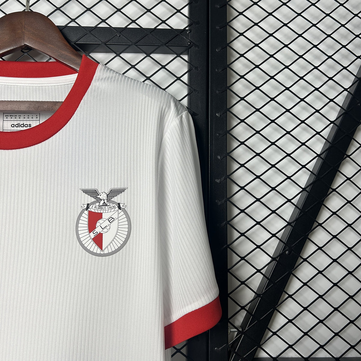 Camisola Benfica Edição Especial 25/26 (Modelo 2)