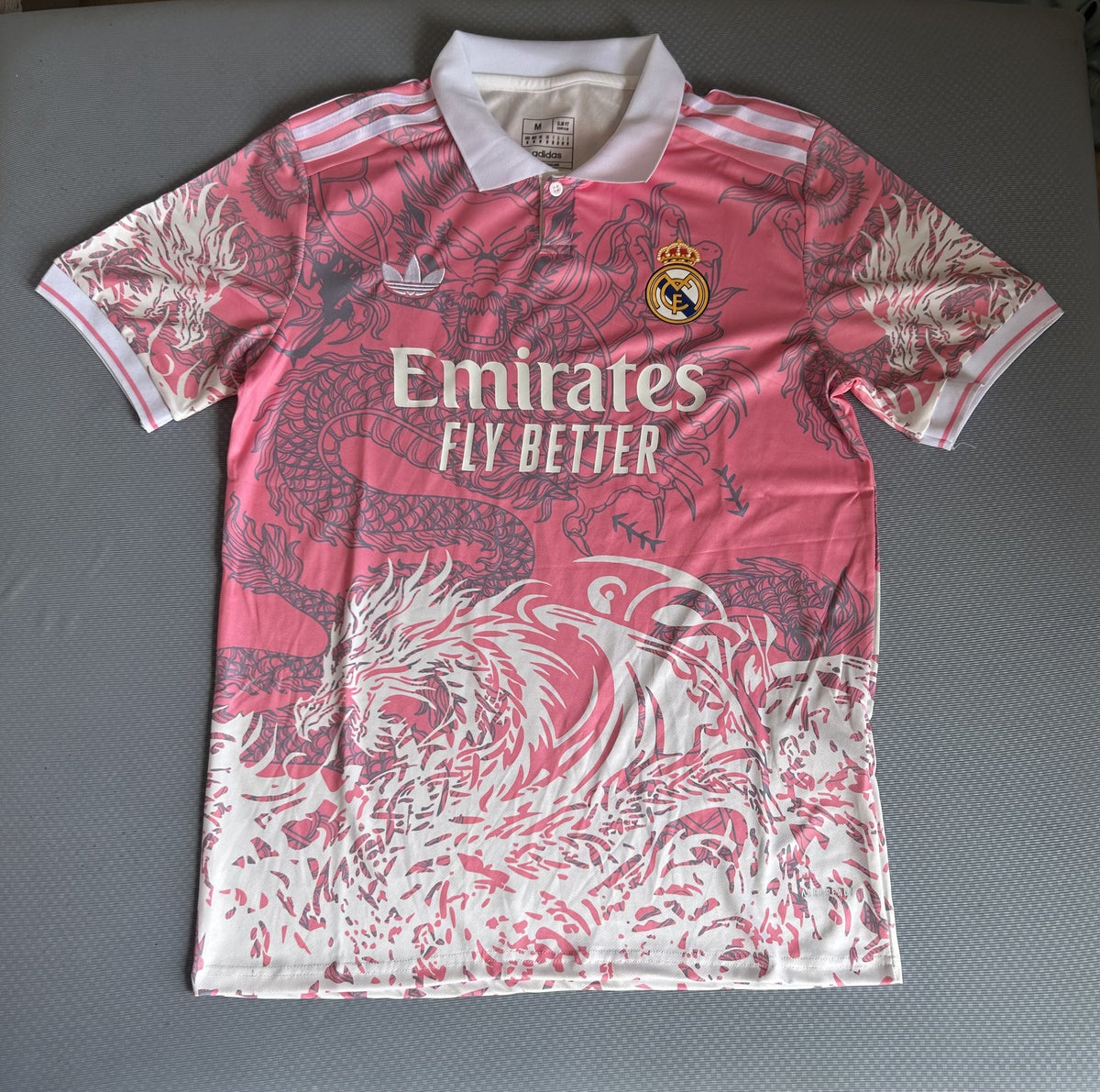 Camisola Real Madrid Edição Especial 25/26 (Modelo 2)