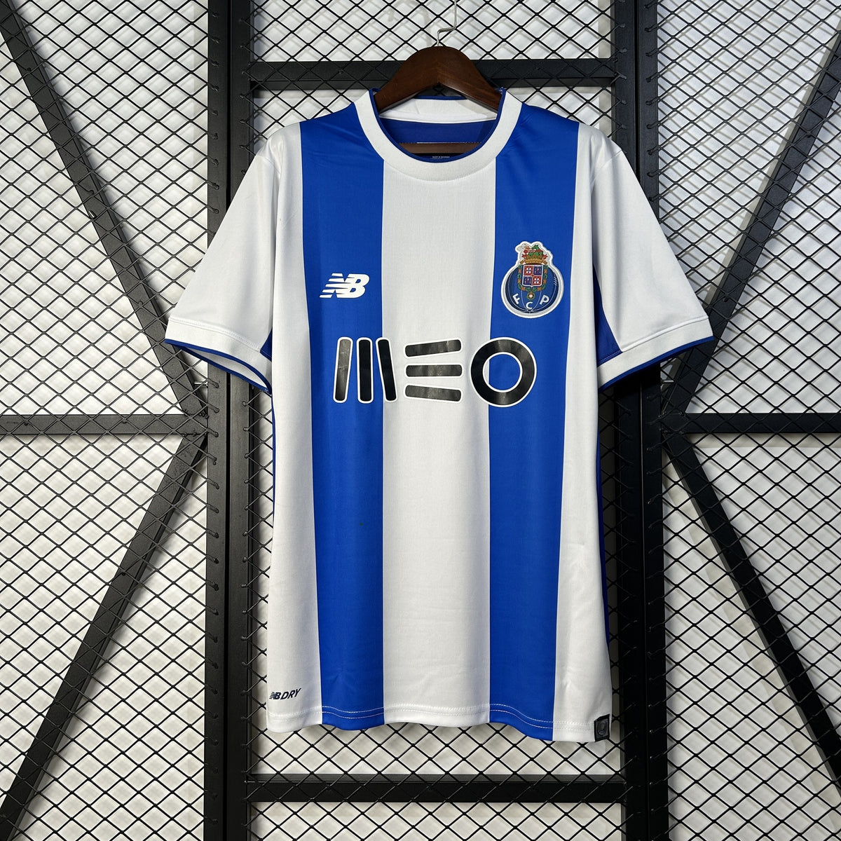 Camisola FC Porto Principal 17/18 Retro