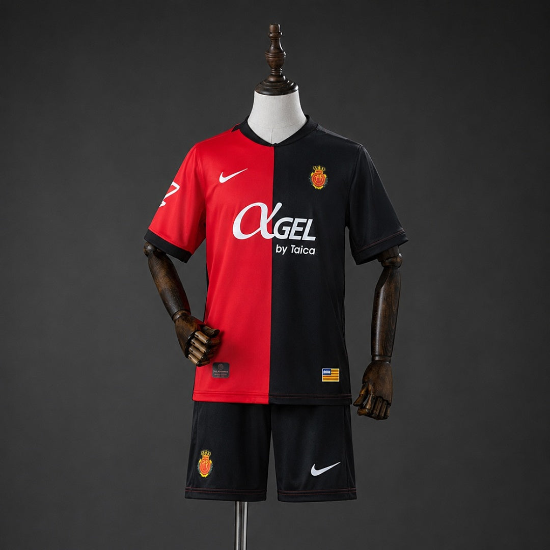 Kit Mallorca Principal Criança 26/27