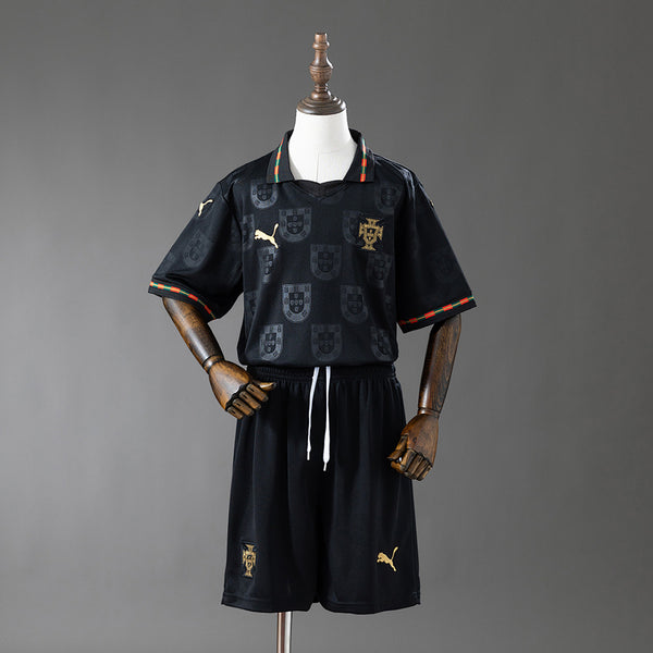 Kit Portugal Preto Criança 2026