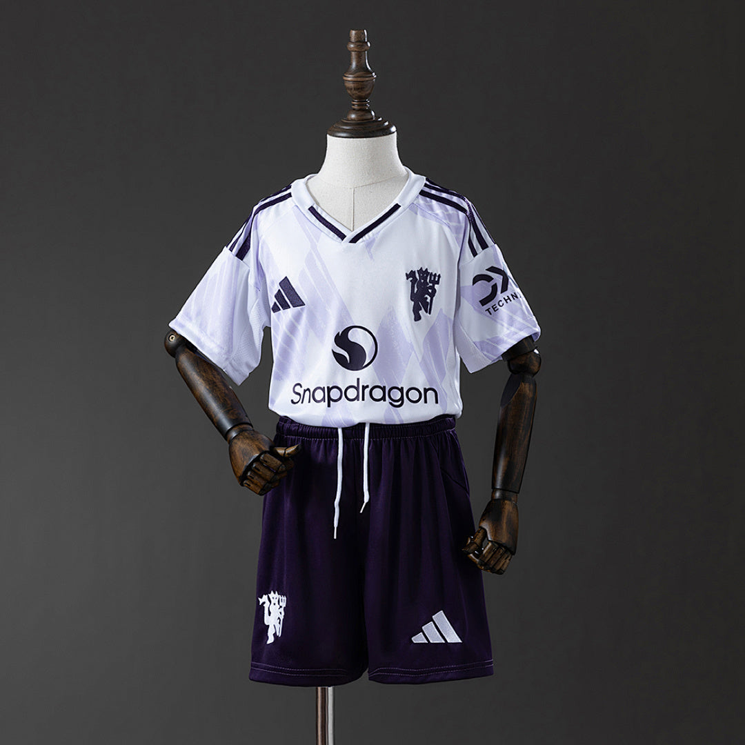 Kit Manchester United Alternativa Criança 25/26