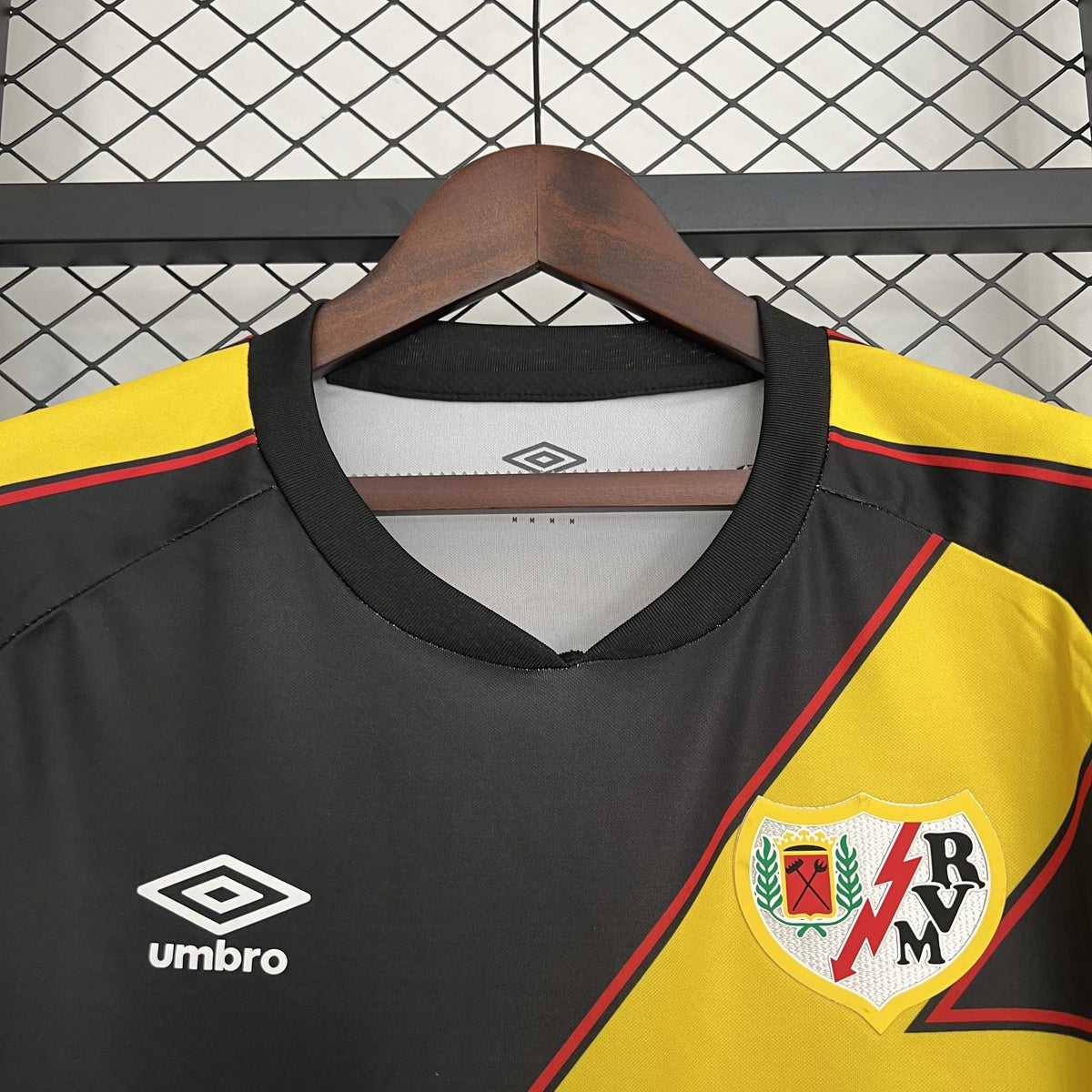 Camisola Rayo Vallecano Terceira 25/26