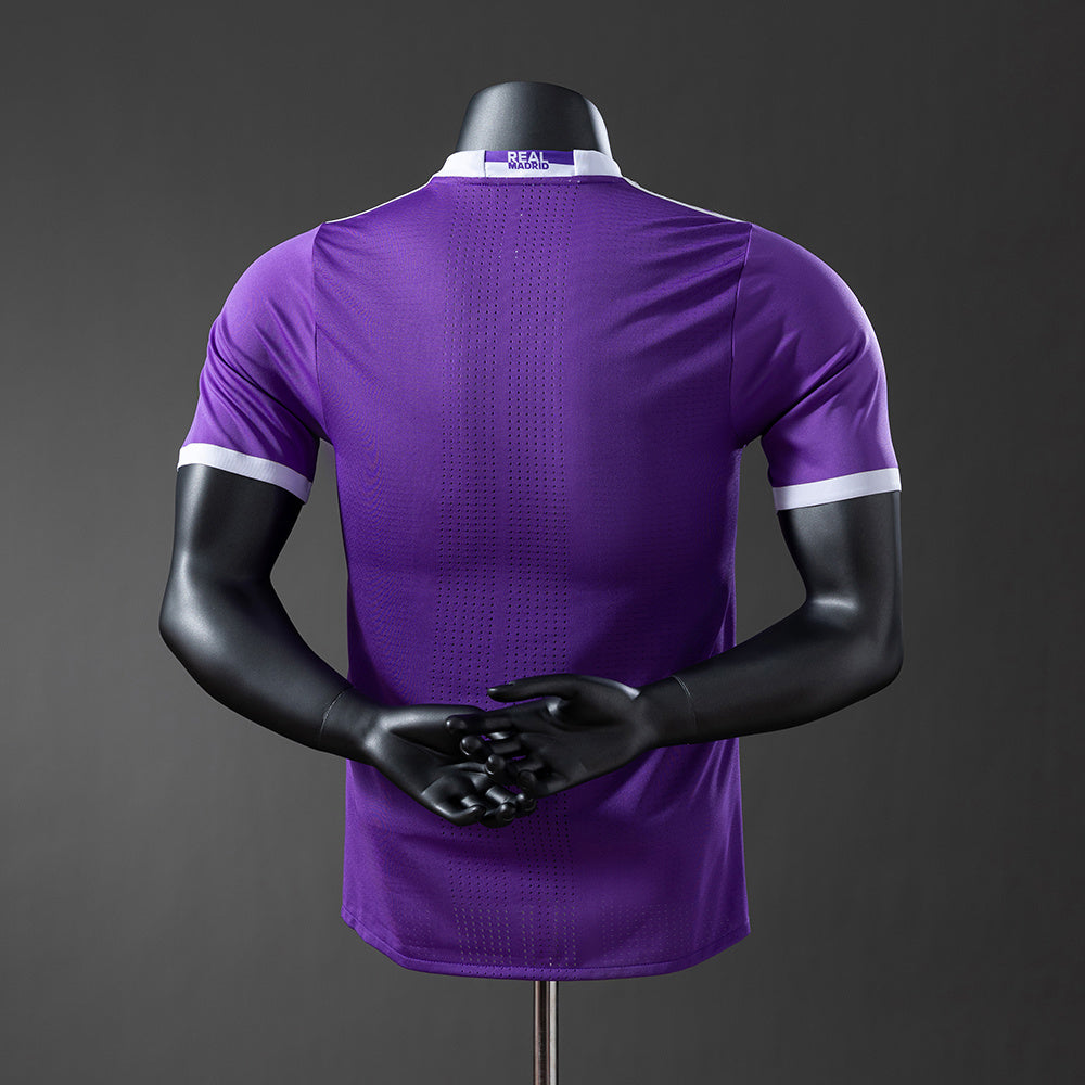 Camisola Real Madrid Alternativa 16/17 Retro - Versão Jogador