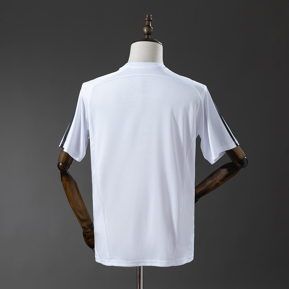 Camisola Real Madrid Edição Especial 25/26 (Modelo 3)