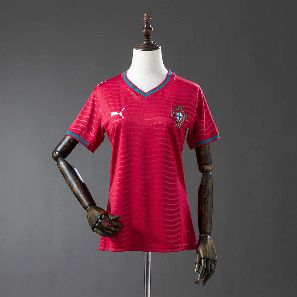 Camisola Portugal Principal 26/27 - Mundial 2026 - Versão Feminina (Modelo 2)