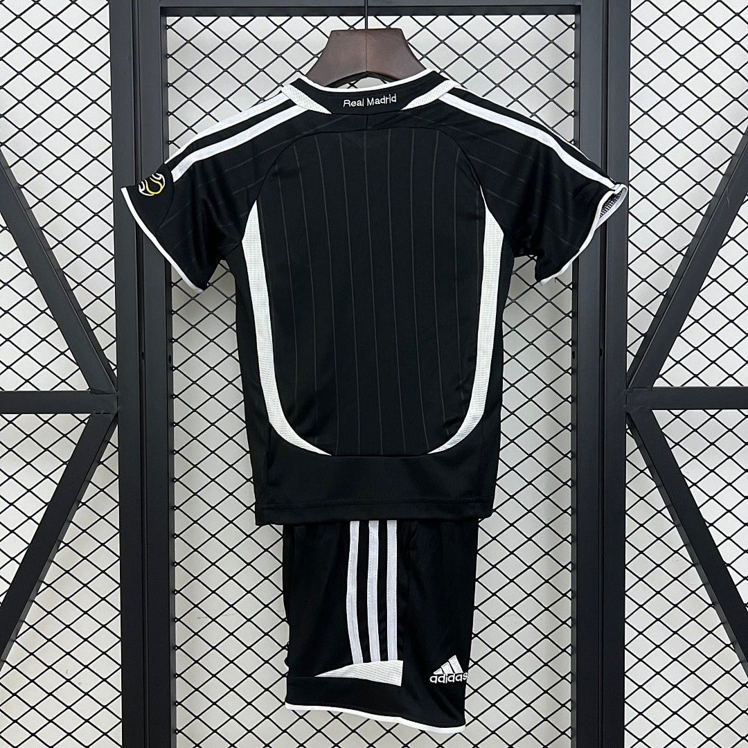 Kit Real Madrid Alternativa Criança 06/07