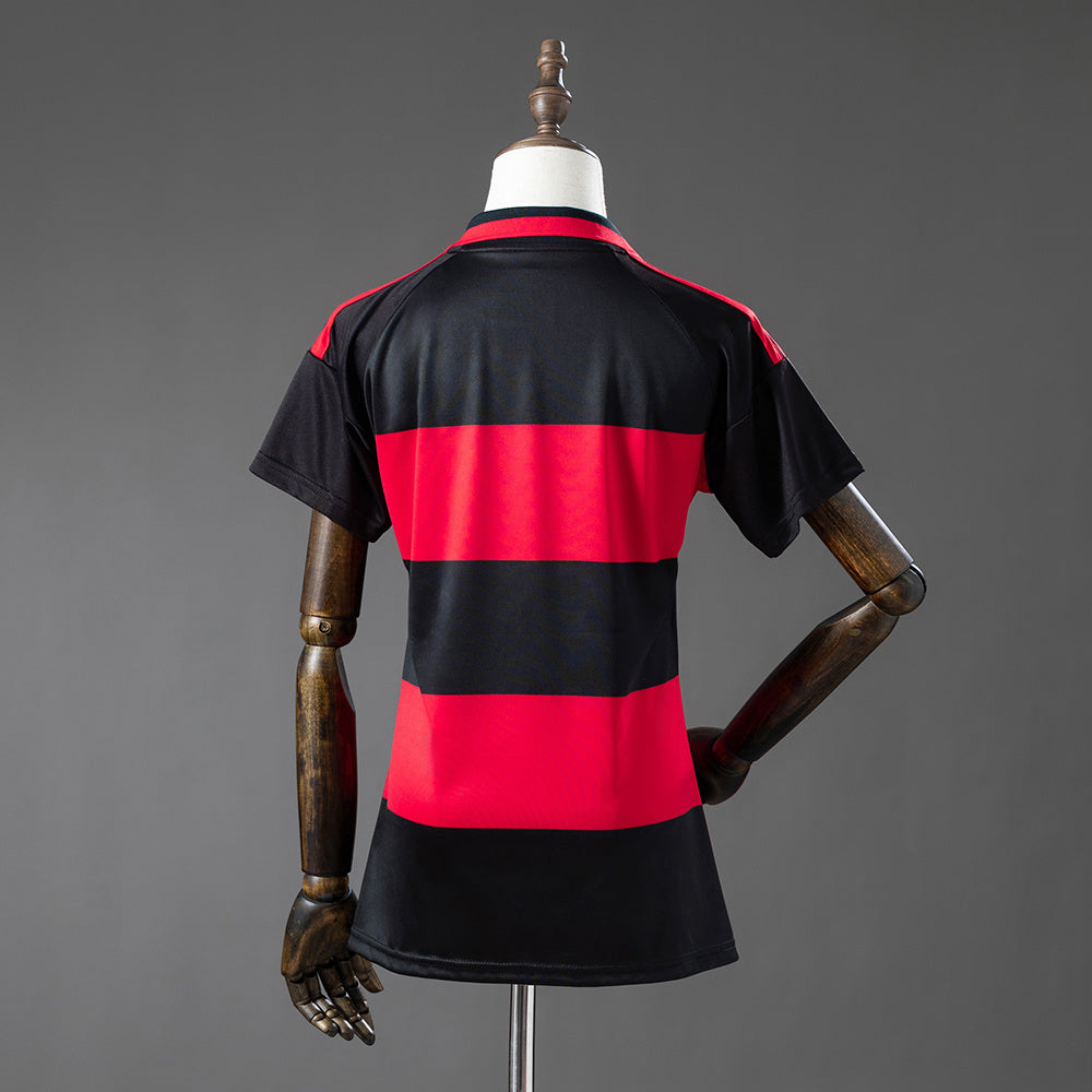 Camisola Flamengo Principal 26/27 - Versão Feminina (Modelo 2)