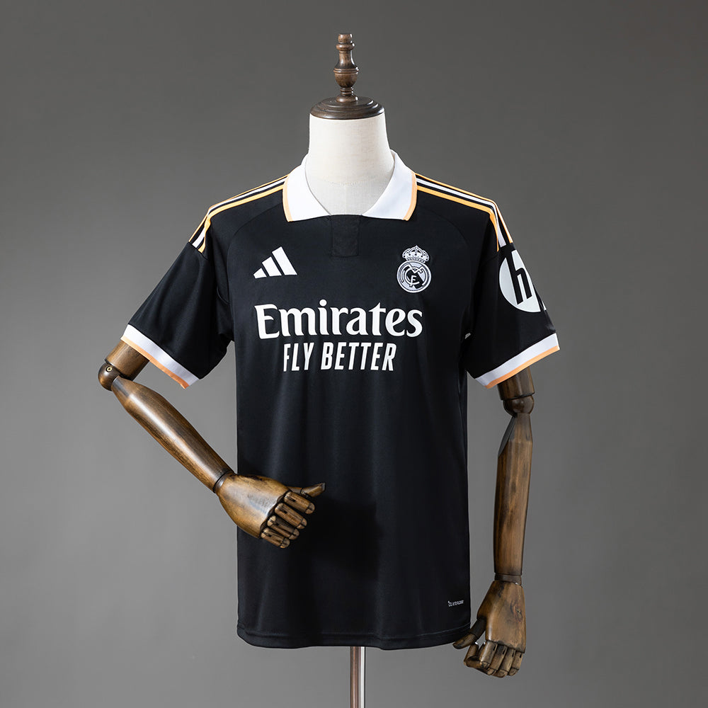 Camisola Real Madrid Edição Especial Preta 26/27