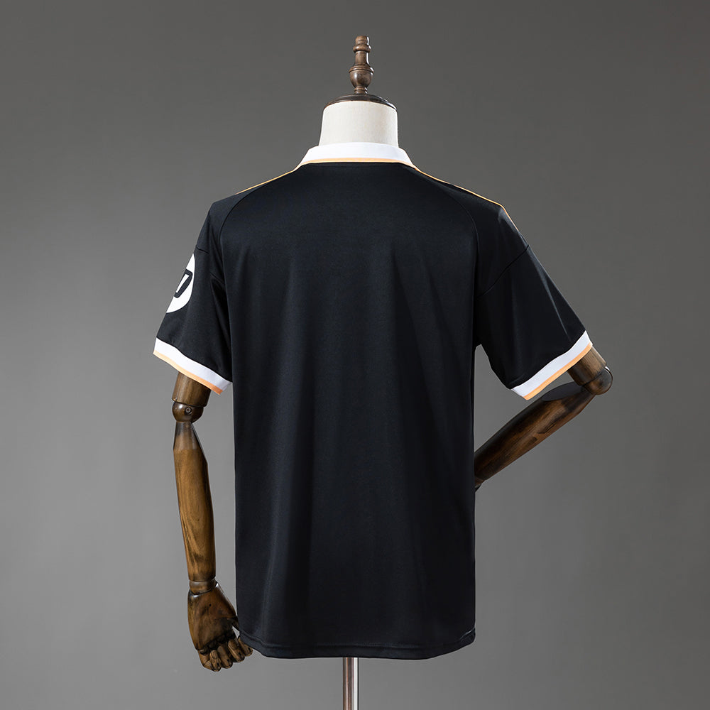 Camisola Real Madrid Edição Especial Preta 26/27
