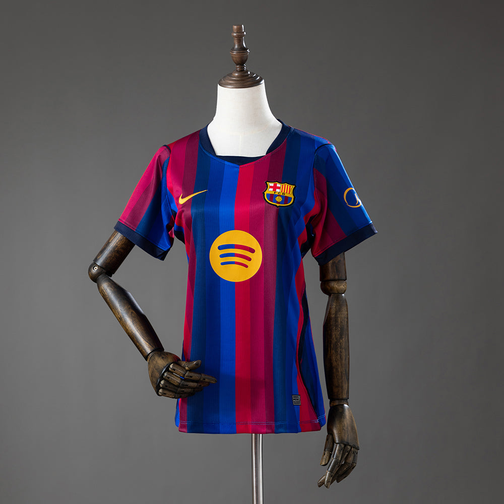 Camisola Barcelona Principal 26/27 - Versão Feminina (Modelo 2)