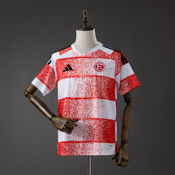 Camisola Fortuna Düsseldorf Principal 26/27 (Modelo 2)