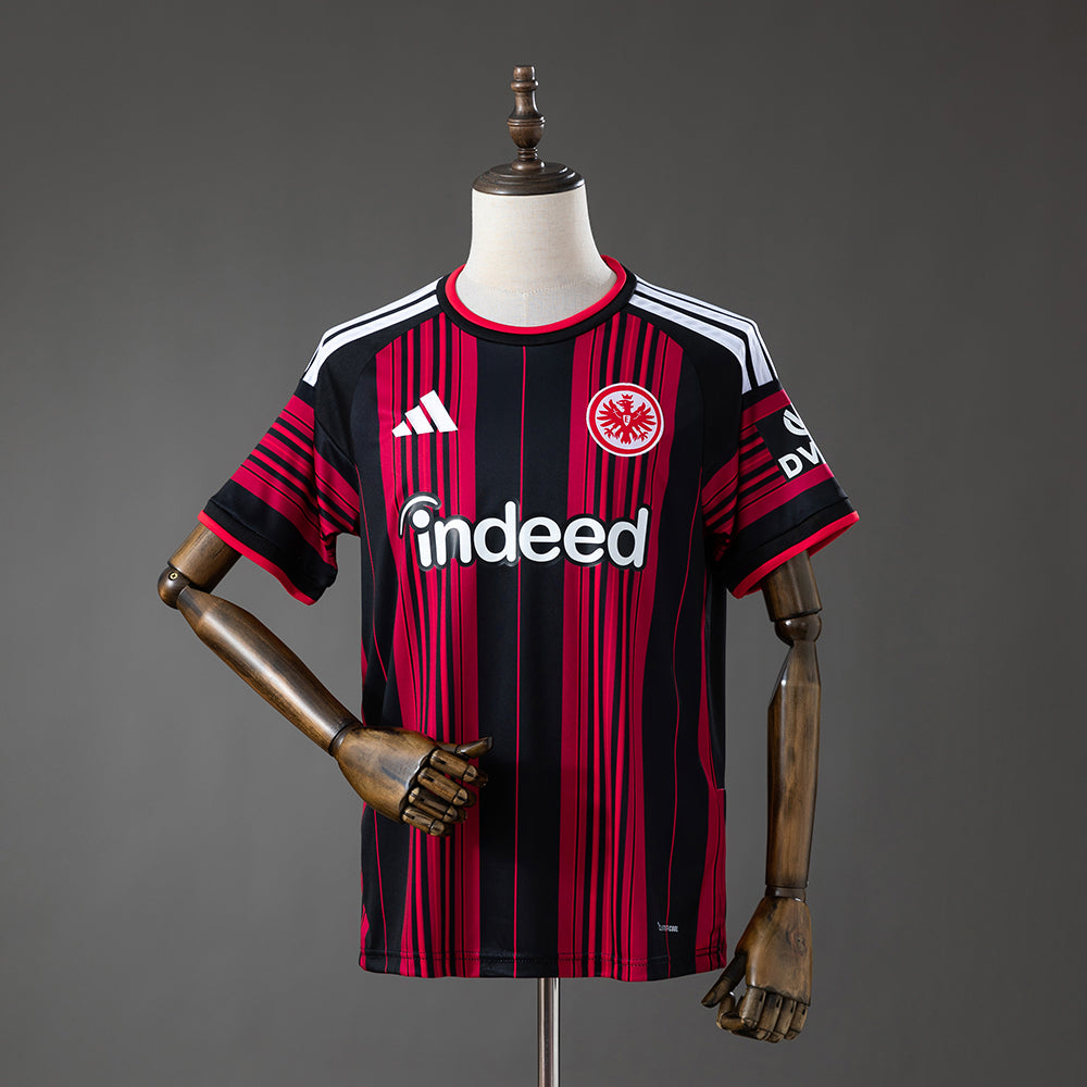 Camisola Eintracht Frankfurt Principal 26/27