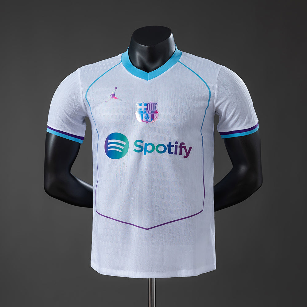 Camisola Barcelona Edição Especial Branca 26/27 - Versão Jogador