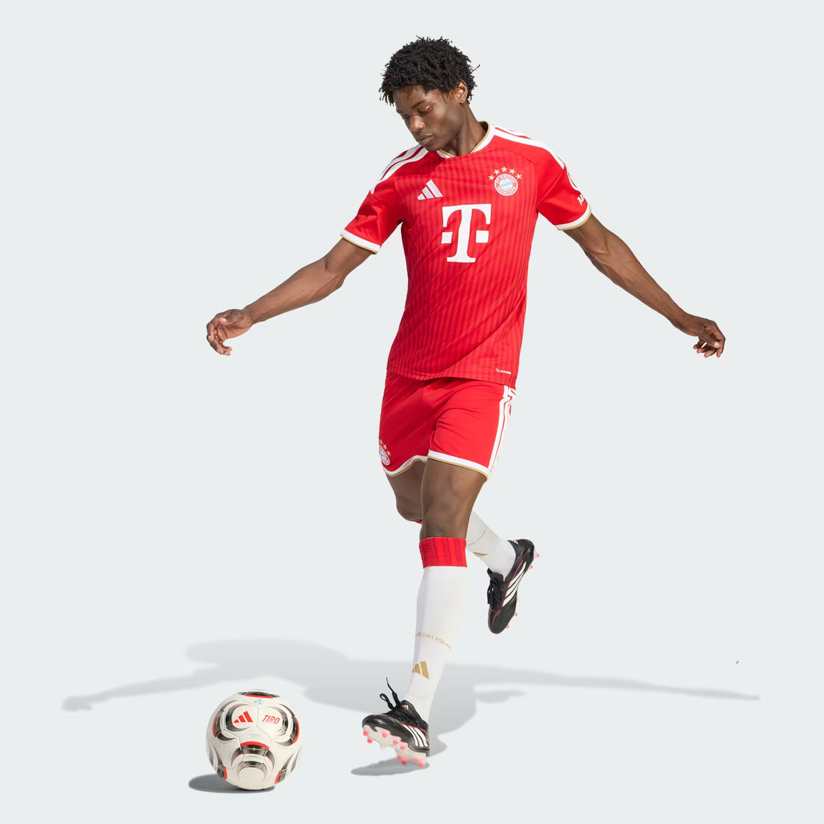 Camisola FC Bayern München Principal 26/27